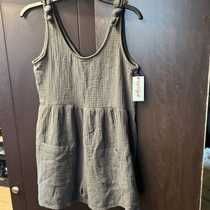 Cat & Jack XL (14/16) dark grey  Teen age casual shorts suit